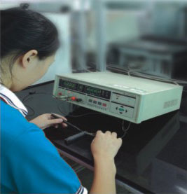 Pressure insulation testing machine